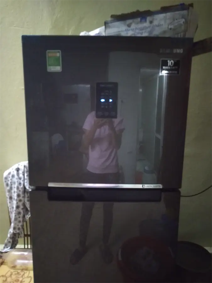 Khách hàng review Tủ lạnh Samsung Inverter 299 lít RT29K5532DX/SV 3