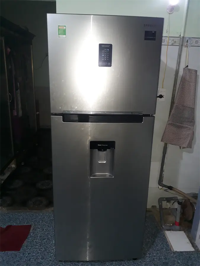 Khách hàng review Tủ lạnh Samsung Inverter 380 lít RT38K5982SL/SV 3