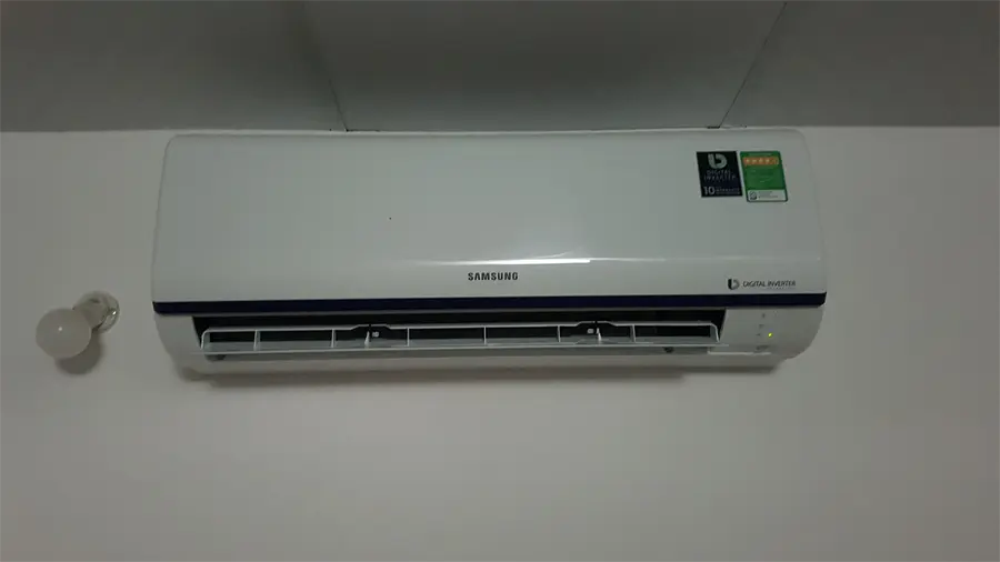 Khách hàng review Máy lạnh Samsung Inverter 1.5 HP AR13RYFTAURNSV 6