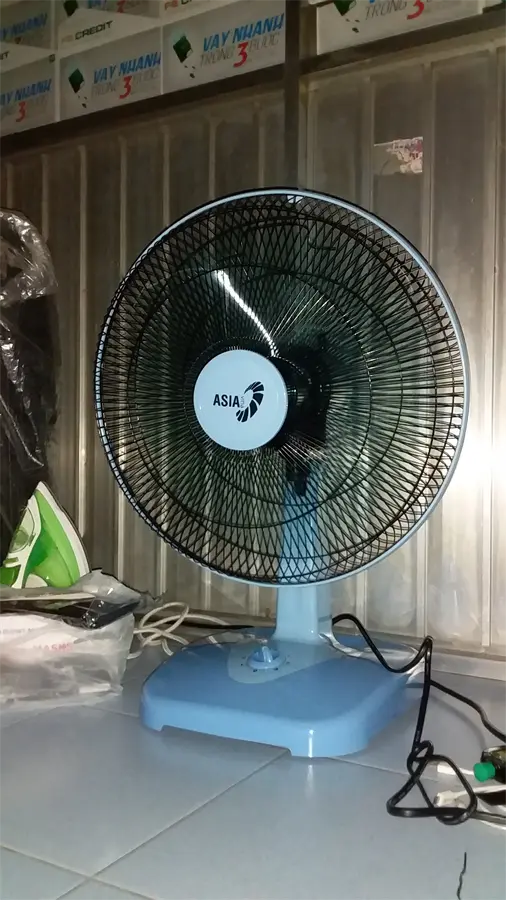Khách hàng review Quạt bàn Asia B16001 2