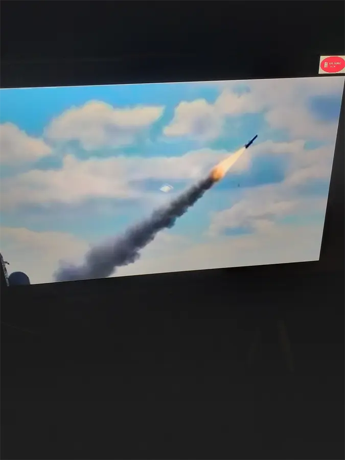Khách hàng review Android Tivi Sony 4K 43 inch KD-43X8500G/S 2