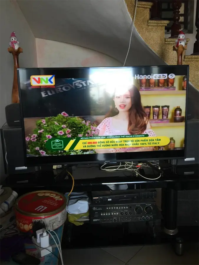 Khách hàng review Smart Tivi Sony 50 inch KDL-50W660G 4