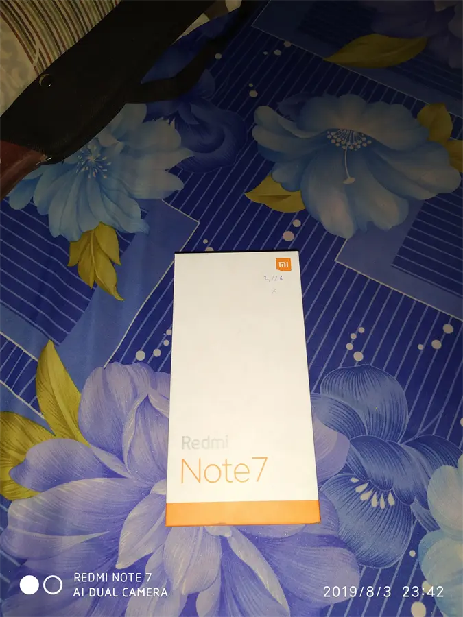Khách hàng review Điện thoại Xiaomi Redmi Note 7 (4GB/64GB) 12