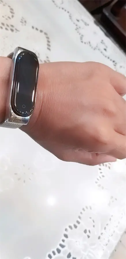 Khách hàng review Vòng đeo tay thông minh Mi Band 4 60
