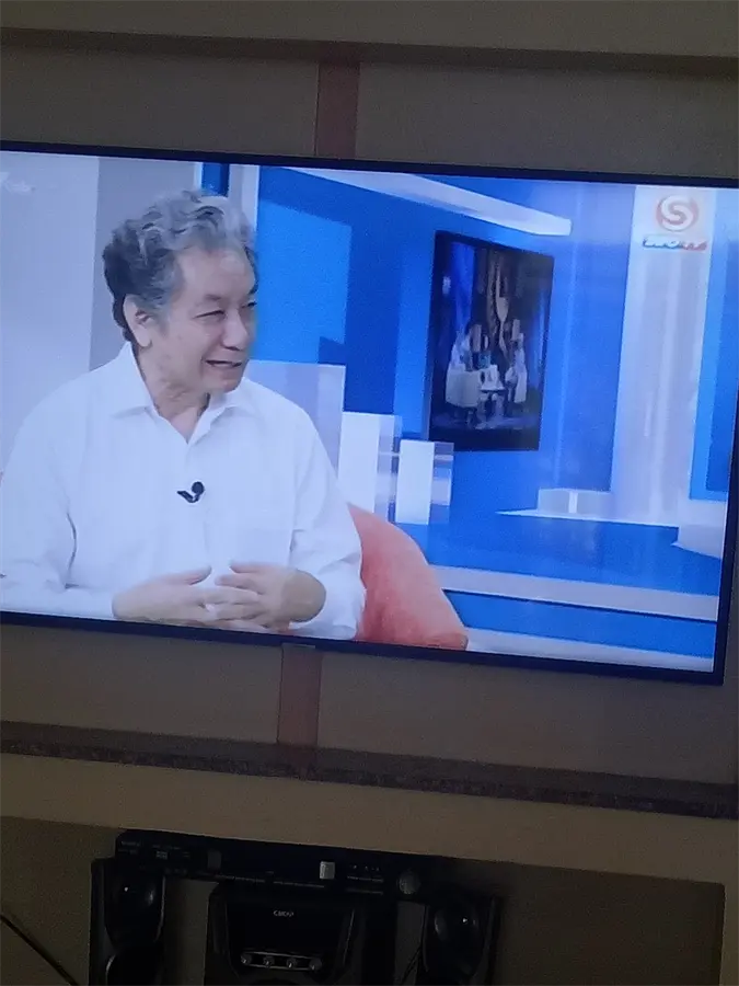 Khách hàng review Smart Tivi Samsung 4K 49 inch UA49NU7100 1