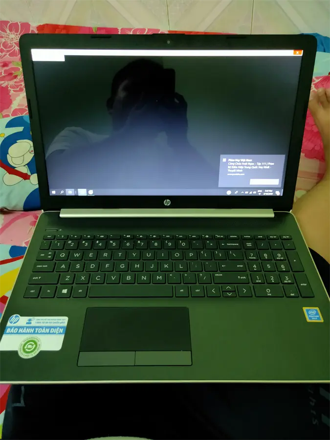 Khách hàng review Laptop HP 15 da0359TU N4417/4GB/500GB/Win10 (6KD00PA) 1