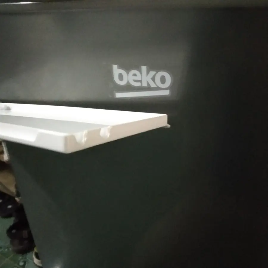 Khách hàng review Tủ lạnh Beko 90 lít RS9050P 35
