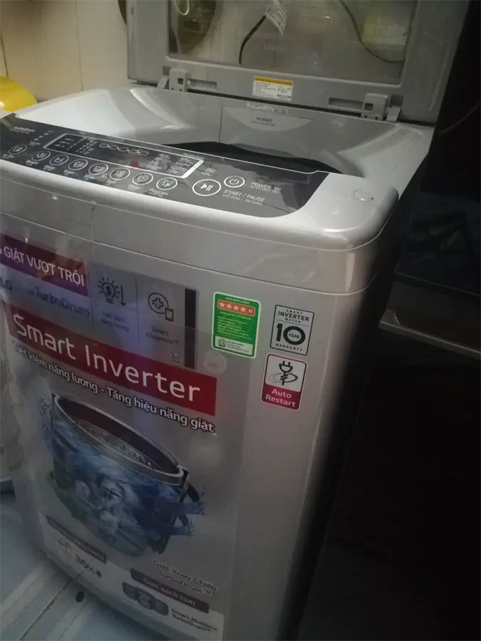 Khách hàng review Máy giặt LG Inverter 8 kg FC1408S4W2 10