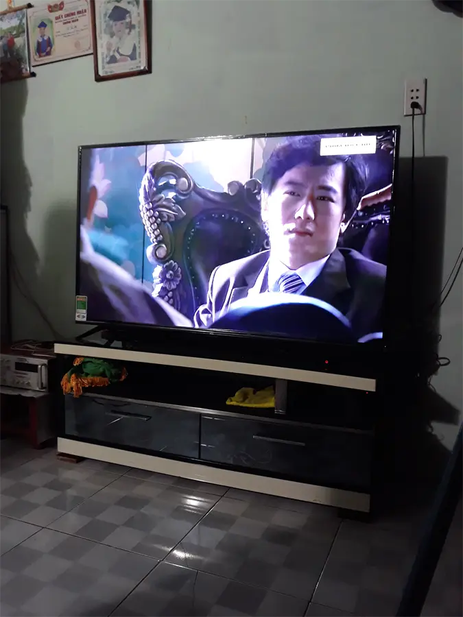 Khách hàng review Smart Tivi TCL 4K 55 inch L55P65-UF 1