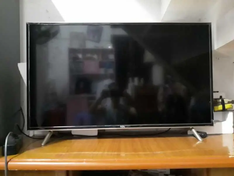 Khách hàng review Tivi TCL 32 inch L32D3000 5