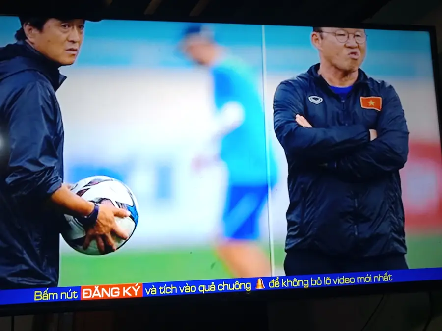 Khách hàng review Smart Tivi TCL 4K 50 inch L50P65-UF 3