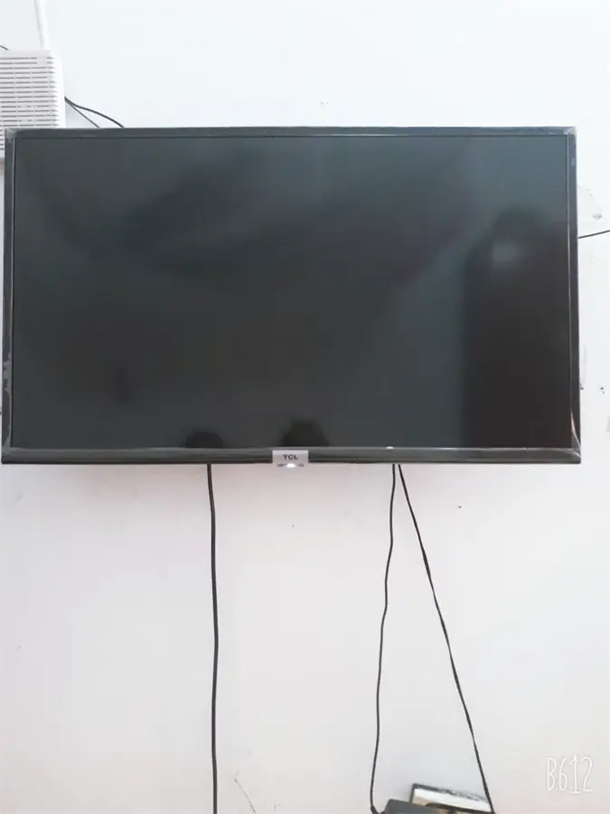 Khách hàng review Android Tivi TCL 32 inch L32S6500 9