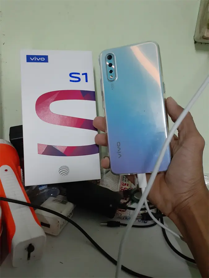 Khách hàng review Điện thoại Vivo S1 3