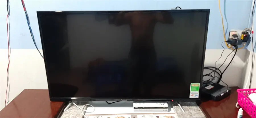 Khách hàng review Android Tivi Panasonic 4K 43 inch 43FX550V 3