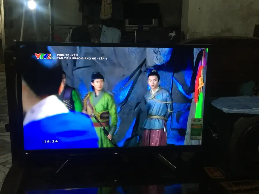 Khách hàng review Smart Tivi Sony 32 inch KDL-32W610G 2