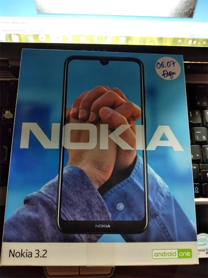 Khách hàng review Điện thoại Nokia 3.2 16GB 1