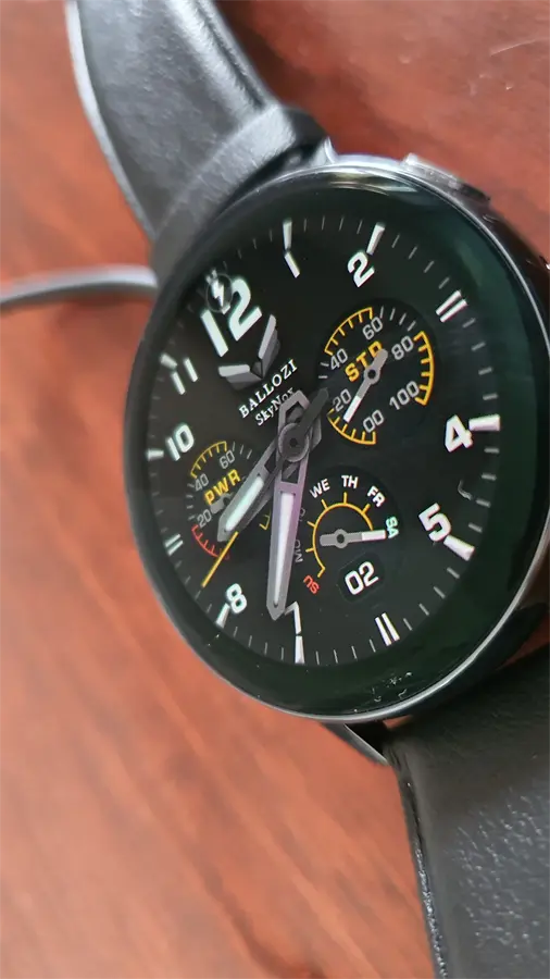 Khách hàng review Đồng hồ thông minh Samsung Galaxy Watch Active 2 44mm Đen 3