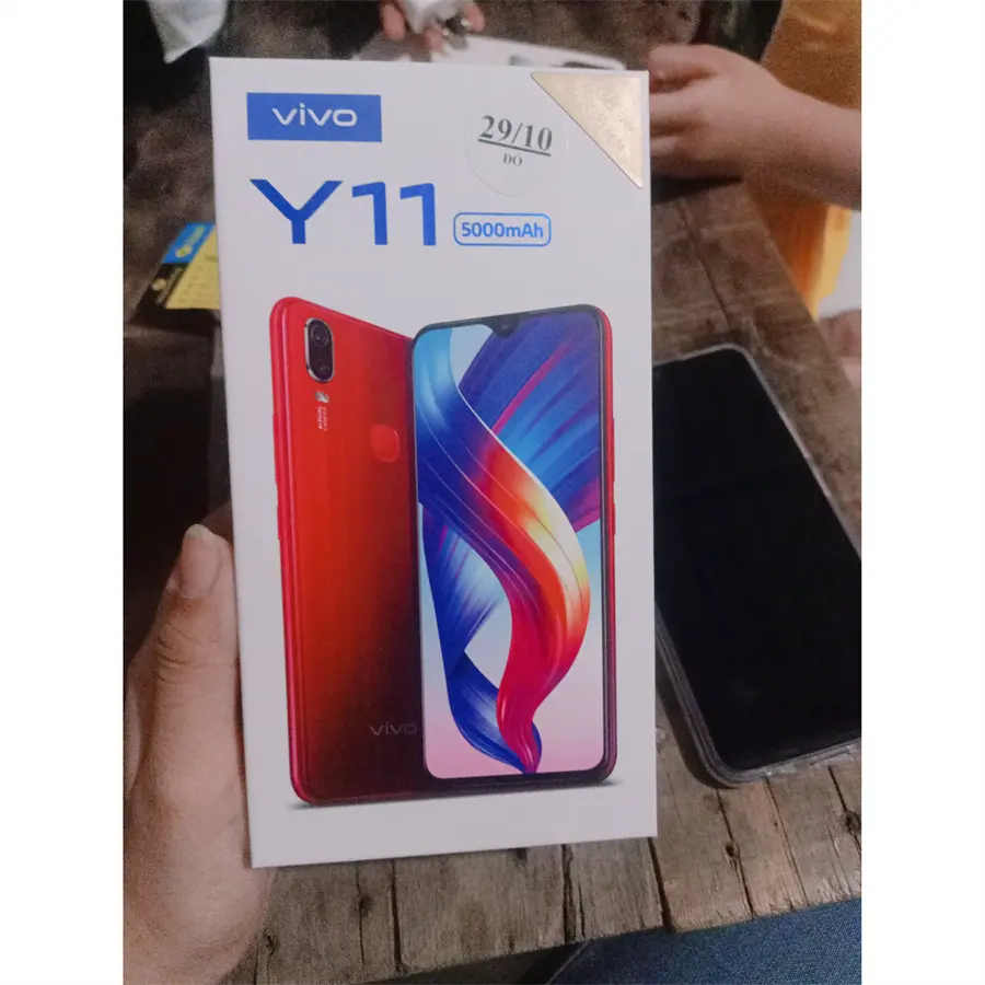 Khách hàng review Điện thoại Vivo Y11 12