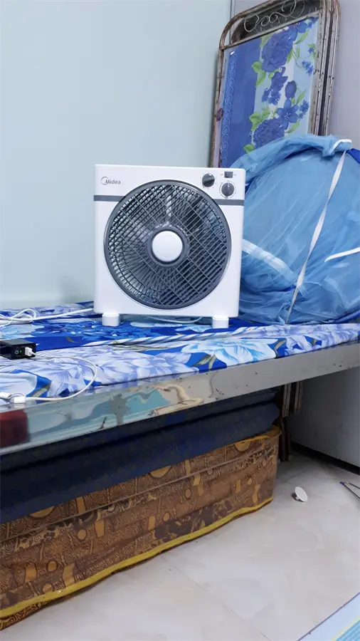 Khách hàng review Quạt hộp Midea KYT30-15A 1