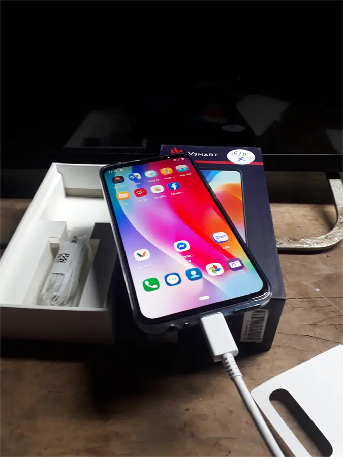 Khách hàng review Điện thoại Vsmart Live (6GB/64GB) 42