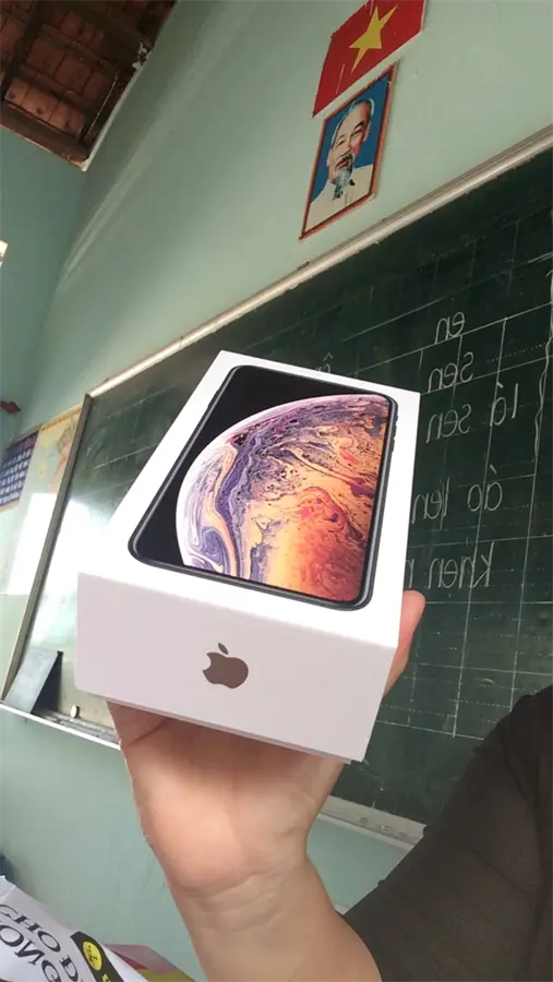 Khách hàng review Điện thoại iPhone Xs Max 64GB 3