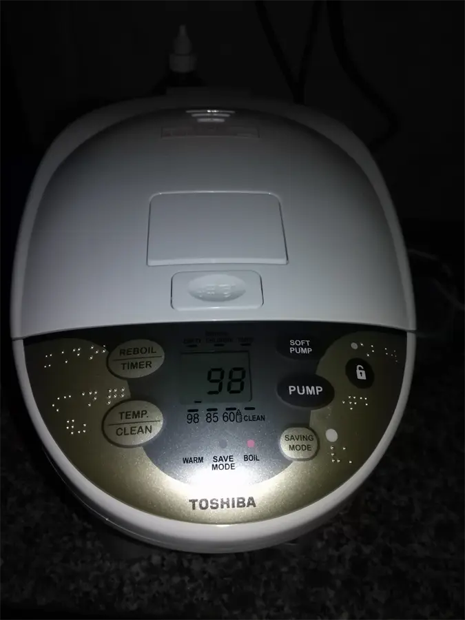 Khách hàng review Bình thủy điện Toshiba PLK-45SF(WT)VN 4.5 lít 8