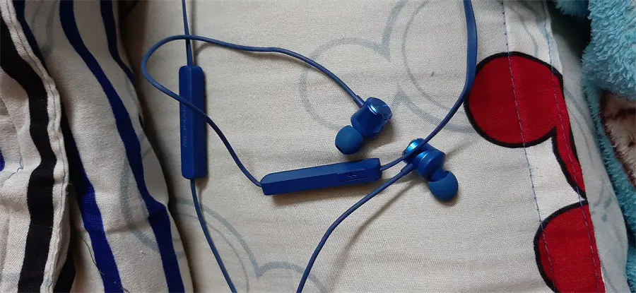 Khách hàng review Tai nghe Bluetooth Mozard Q6 13