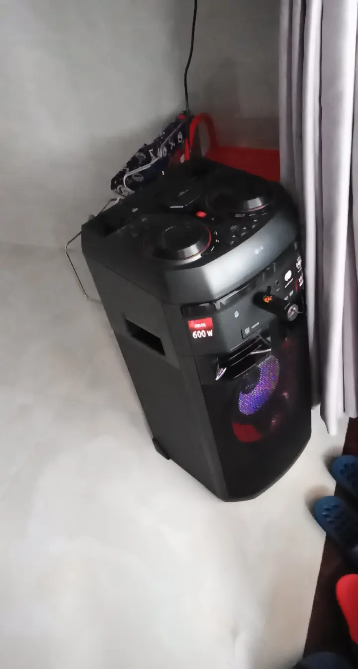 Khách hàng review Loa Bluetooth Karaoke LG OL55D 600W 7