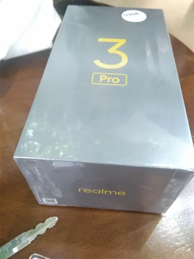 Khách hàng review Điện thoại realme 3 Pro (4GB/64GB) 2