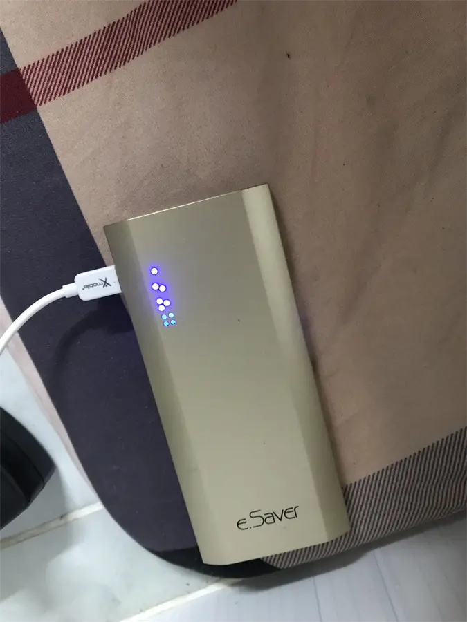 Khách hàng review Pin sạc dự phòng 10.000 mAh eSaver LA Y325S 1