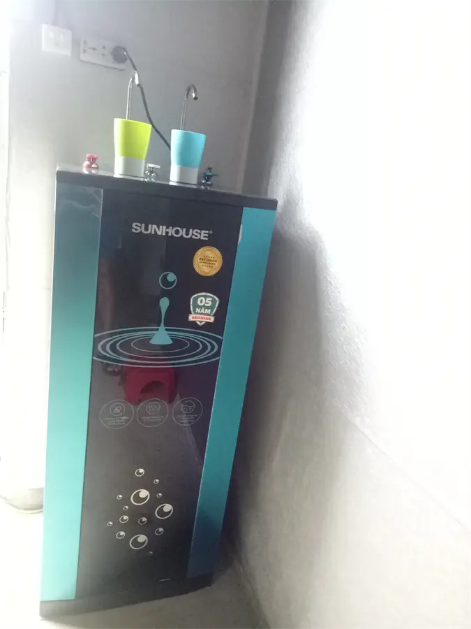 Khách hàng review Máy lọc nước RO nóng nguội lạnh Sunhouse SHR76210CK 10 lõi 38