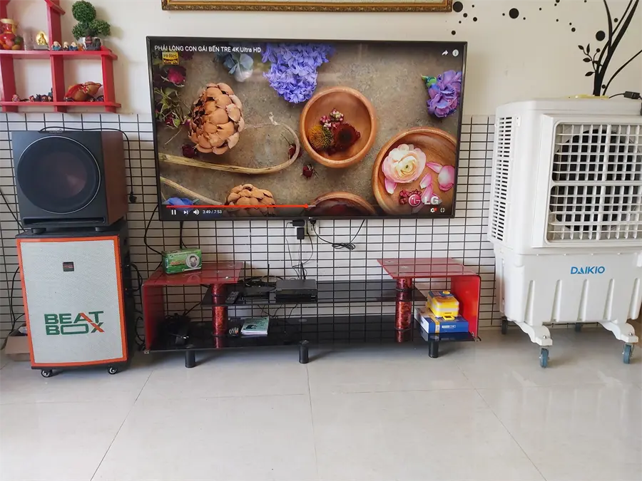 hách hàng review Smart Tivi LG 4K 75 inch 75UM7500PTA 6