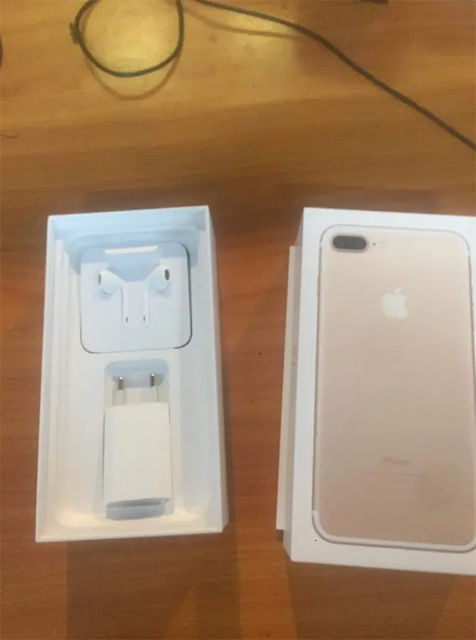 Khách hàng review Điện thoại iPhone 7 Plus 32GB 7