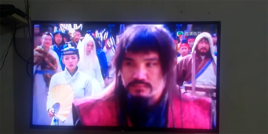 Khách hàng review Android Tivi Sony 4K 43 inch KD-43X8000G 10
