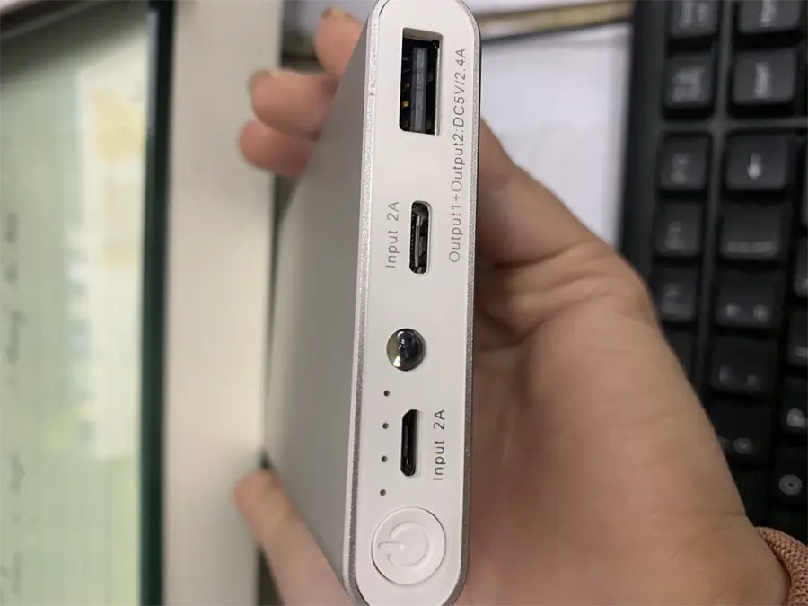 Khách hàng review Pin sạc dự phòng Polymer 10.000 mAh Type C 10W eSaver PJ JP106S 34
