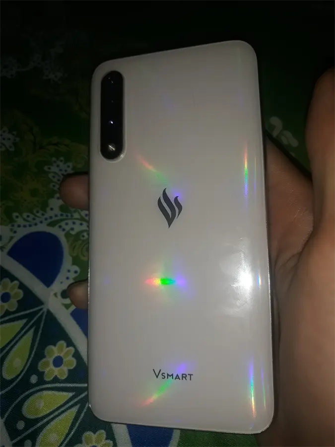 Khách hàng review Điện thoại Vsmart Live (4GB/64GB) 16