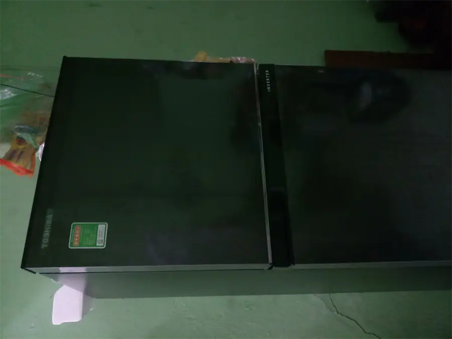 Khách hàng review Tủ lạnh Toshiba Inverter 253 lít GR-B31VU SK 31