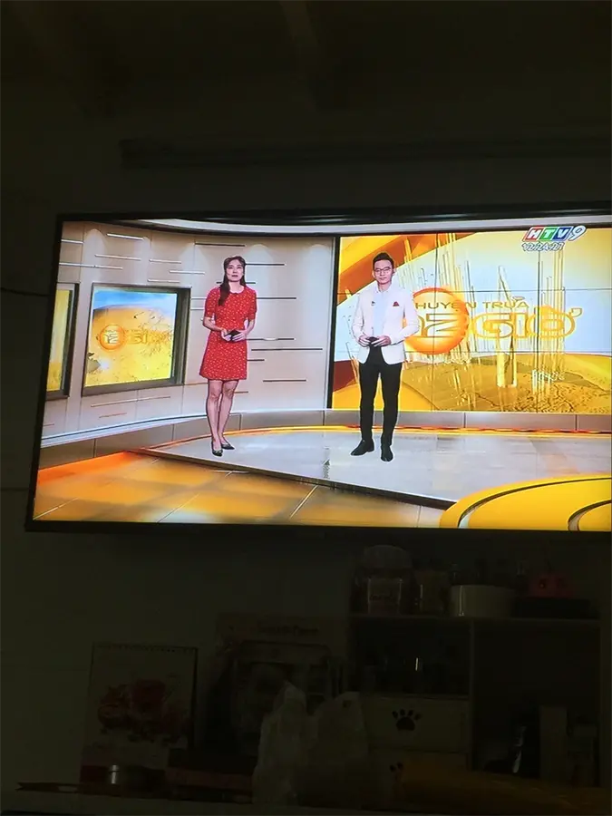 Khách hàng review Smart Tivi Samsung 4K 43 inch UA43NU7090 18
