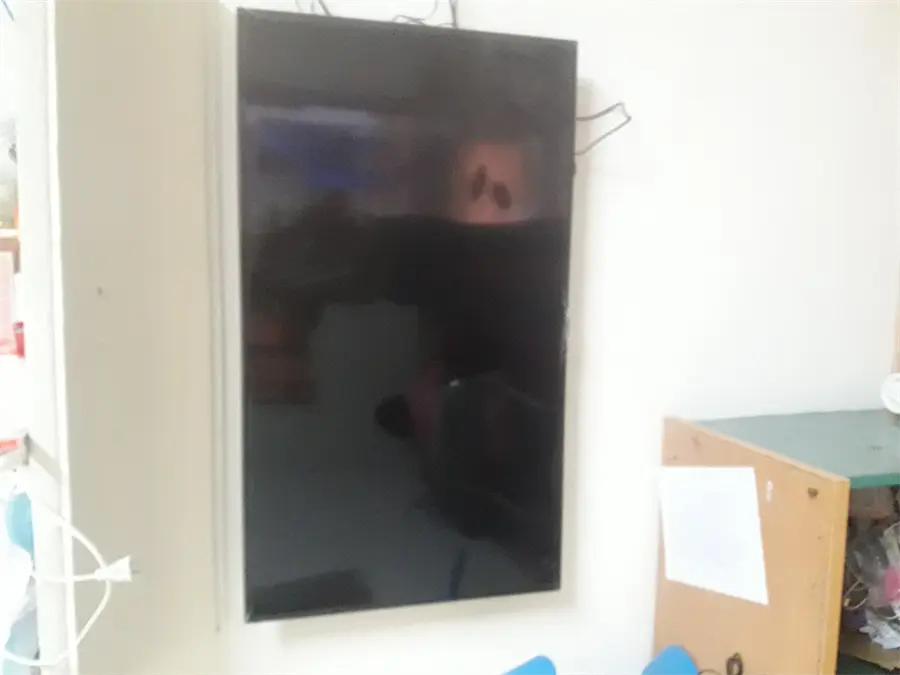 Khách hàng review Smart Tivi Samsung 4K 43 inch UA43NU7090 17