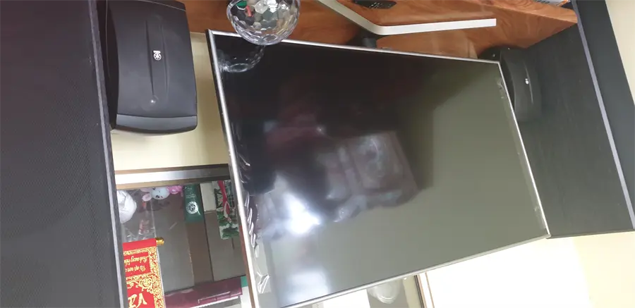 Khách hàng review Smart Tivi Samsung 4K 55 inch UA55RU7400 2