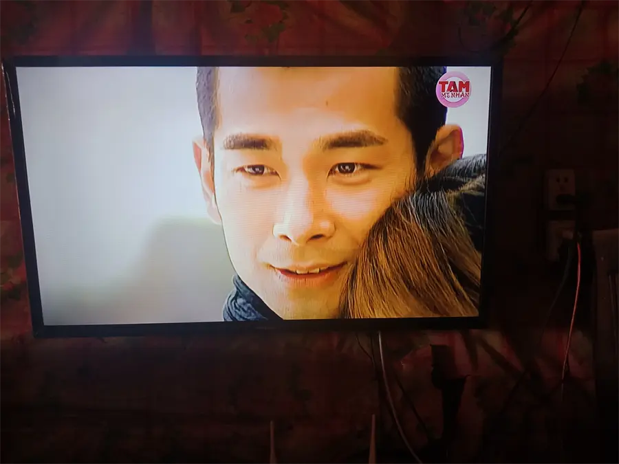 Khách hàng review Smart Tivi Samsung 32 inch UA32N4300 29