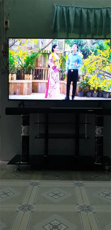 Khách hàng review Smart Tivi Samsung 4K 55 inch UA55RU7200 7