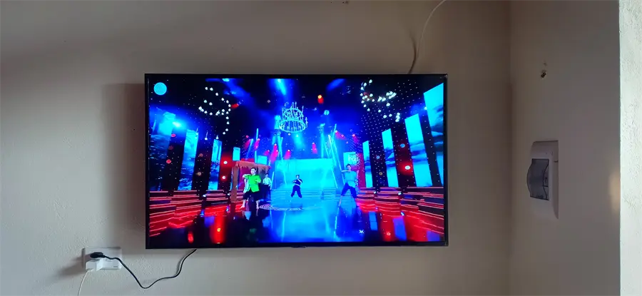 Khách hàng review Smart Tivi Samsung 4K 43 inch UA43RU7200 8