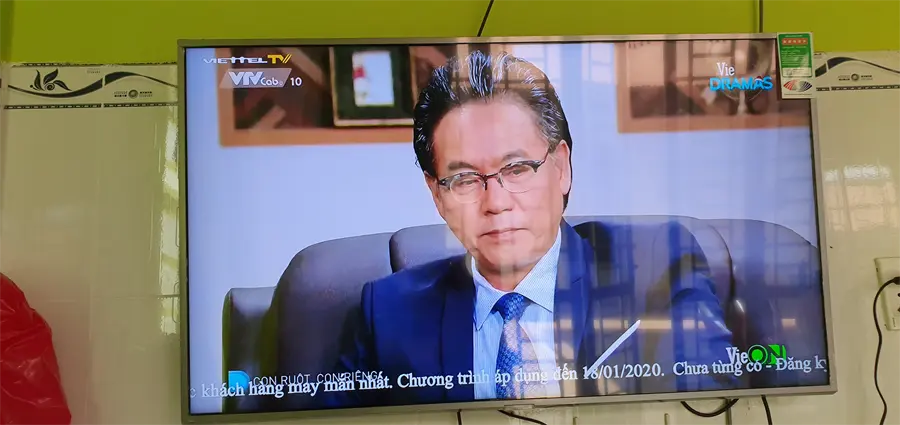 Khách hàng review Smart Tivi QLED Samsung 4K 43 inch QA43Q65R 16