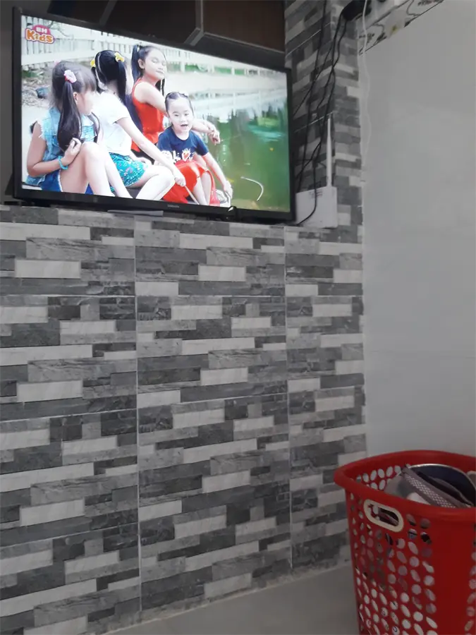 Khách hàng review Smart Tivi Samsung 40 inch UA40J5250D 15