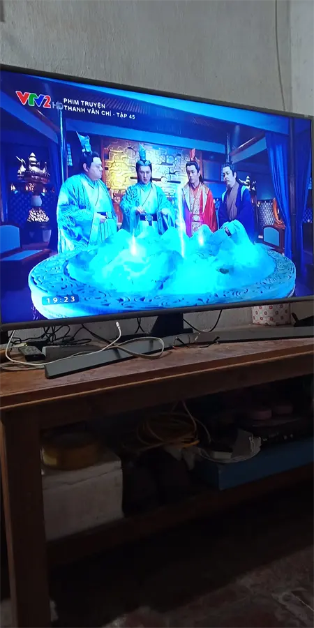 Khách hàng review Smart Tivi Samsung 4K 43 inch UA43RU7400 13
