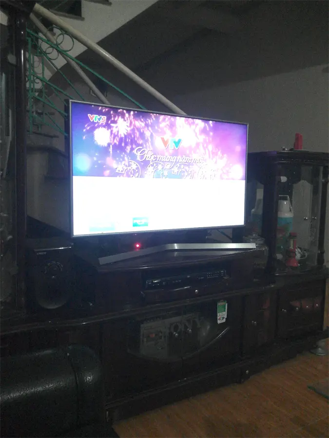 Khách hàng review Smart Tivi Samsung 4K 43 inch UA43RU7400 12