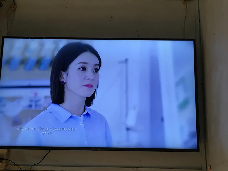 Khách hàng review Smart Tivi Samsung 4K 55 inch UA55RU7200 3