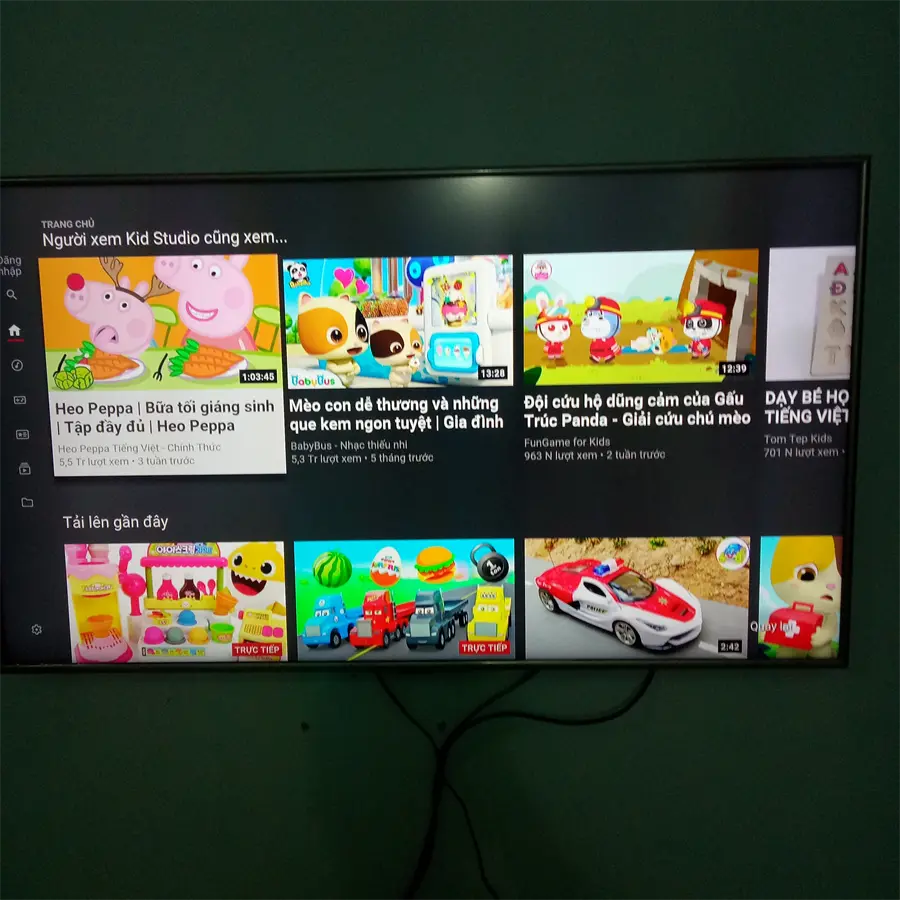 Khách hàng review Smart Tivi Samsung 4K 50 inch UA50RU7400 4