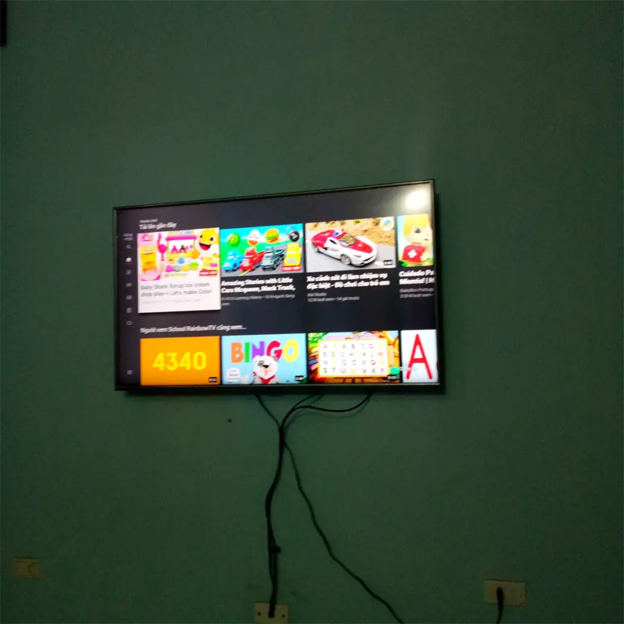 Khách hàng review Smart Tivi Samsung 4K 50 inch UA50RU7400 5